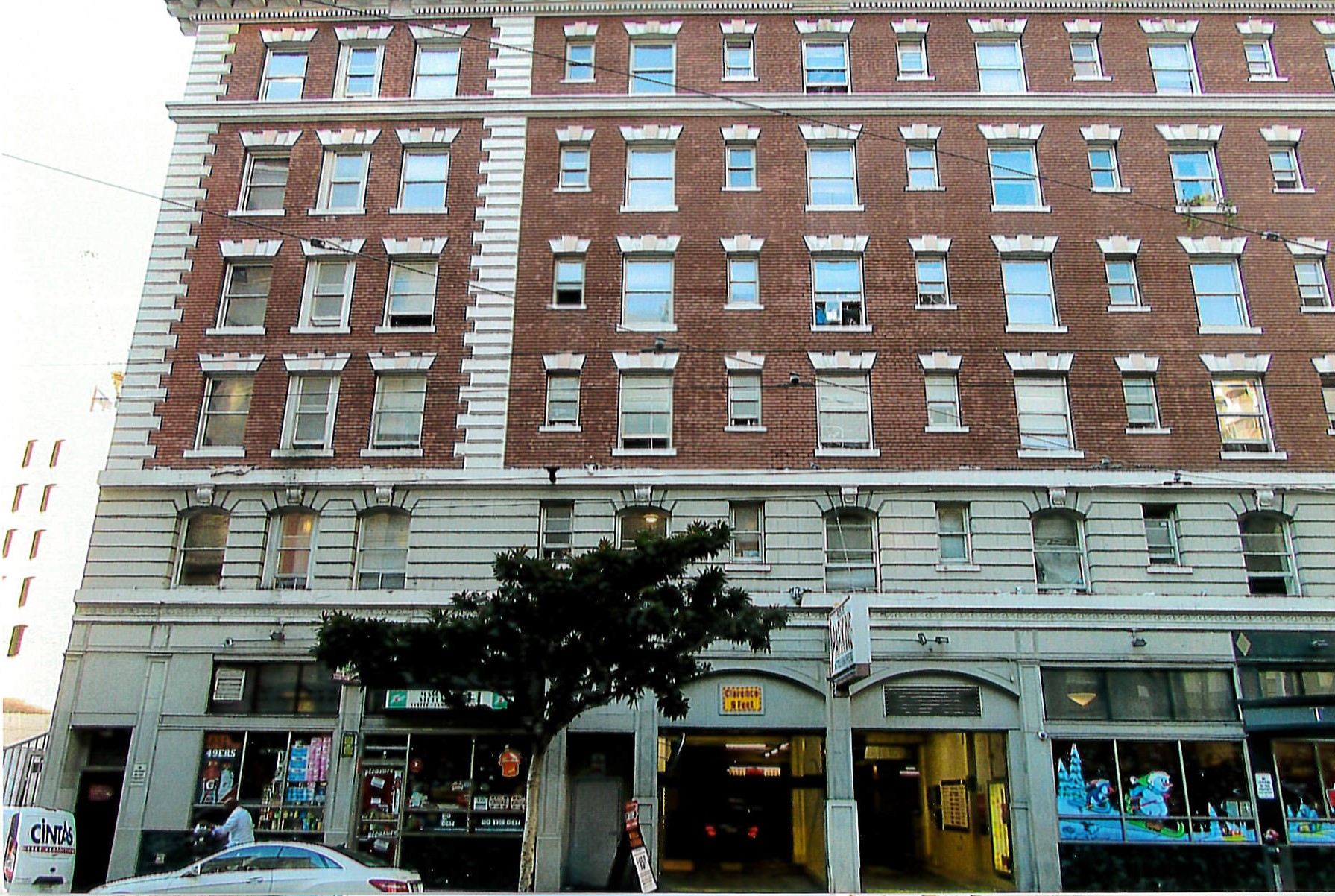 South part of building, Mason street side
